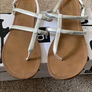 White/pewter Stella sandal